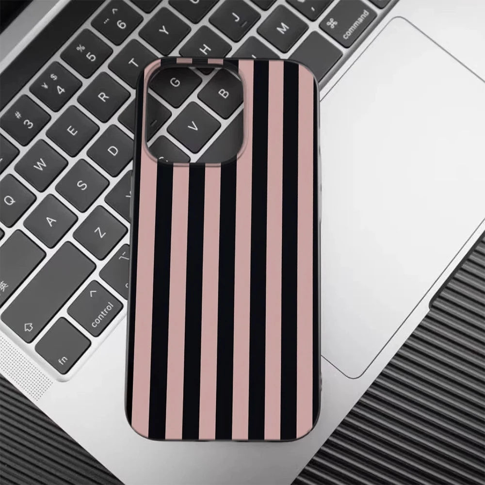 Classic Bouquet Pattern Phone Case For IPhone 17 Air 16 Pro 15 14 13 12 11 Pro Max 15 Plus Soft Cover ﻿