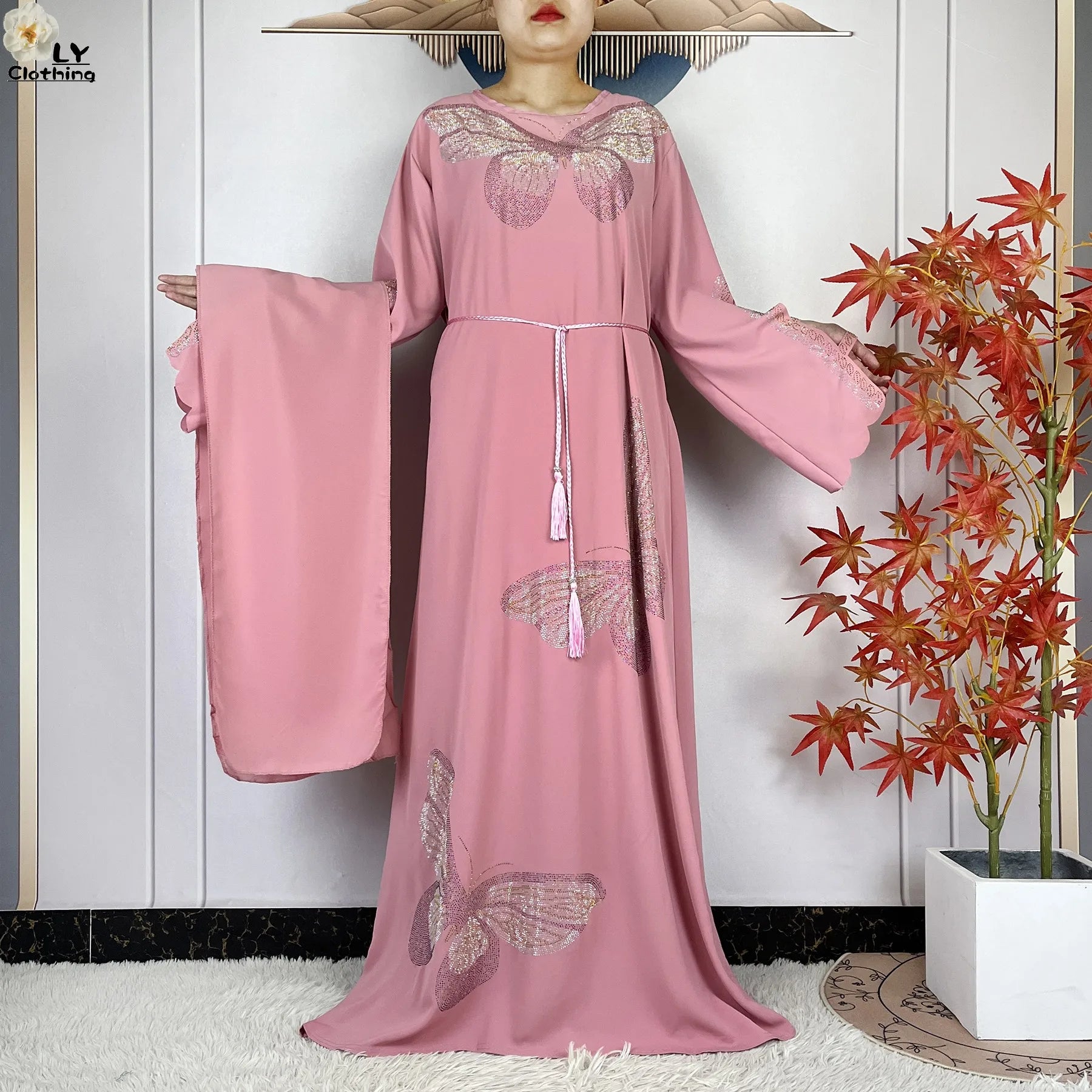 2025New Dubai Muslim Women Elegant Dress African Abaya Loose Butterfly Pattern Diamond Islamic Long Sleeve Turkey Femme Clothing