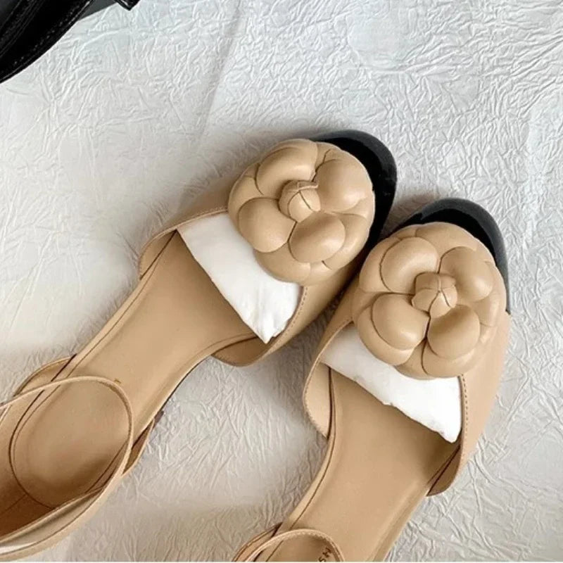 Luxury Designer Flower Mary Jane Pumps Women Round Toe Flat Sandals Women Summer Comforts Hollow Brand Floral Sandals Women