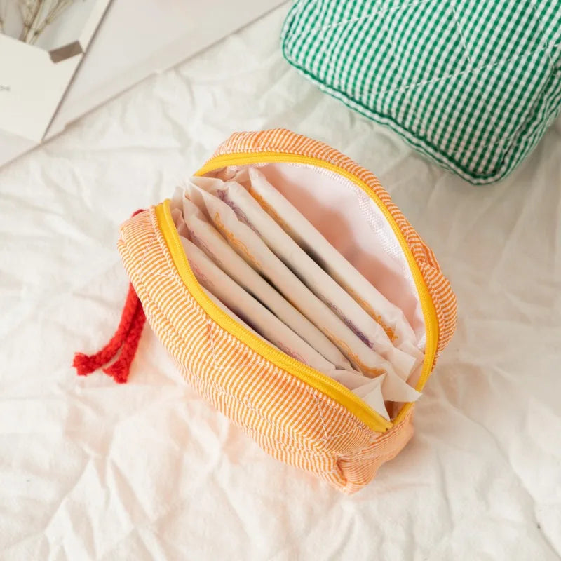 Women Small Cosmetic Bag Zipper Girls Mini Sanitary Napkins Makeup Lipstick Bags Travel Earphone Coin Organizer Pouch Bags