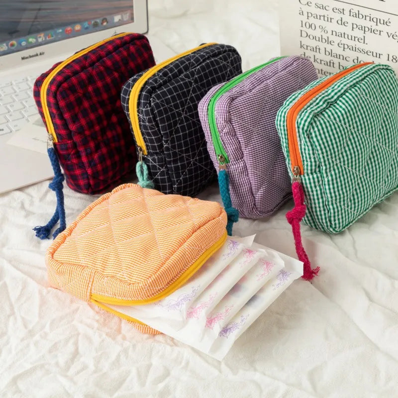 Women Small Cosmetic Bag Zipper Girls Mini Sanitary Napkins Makeup Lipstick Bags Travel Earphone Coin Organizer Pouch Bags